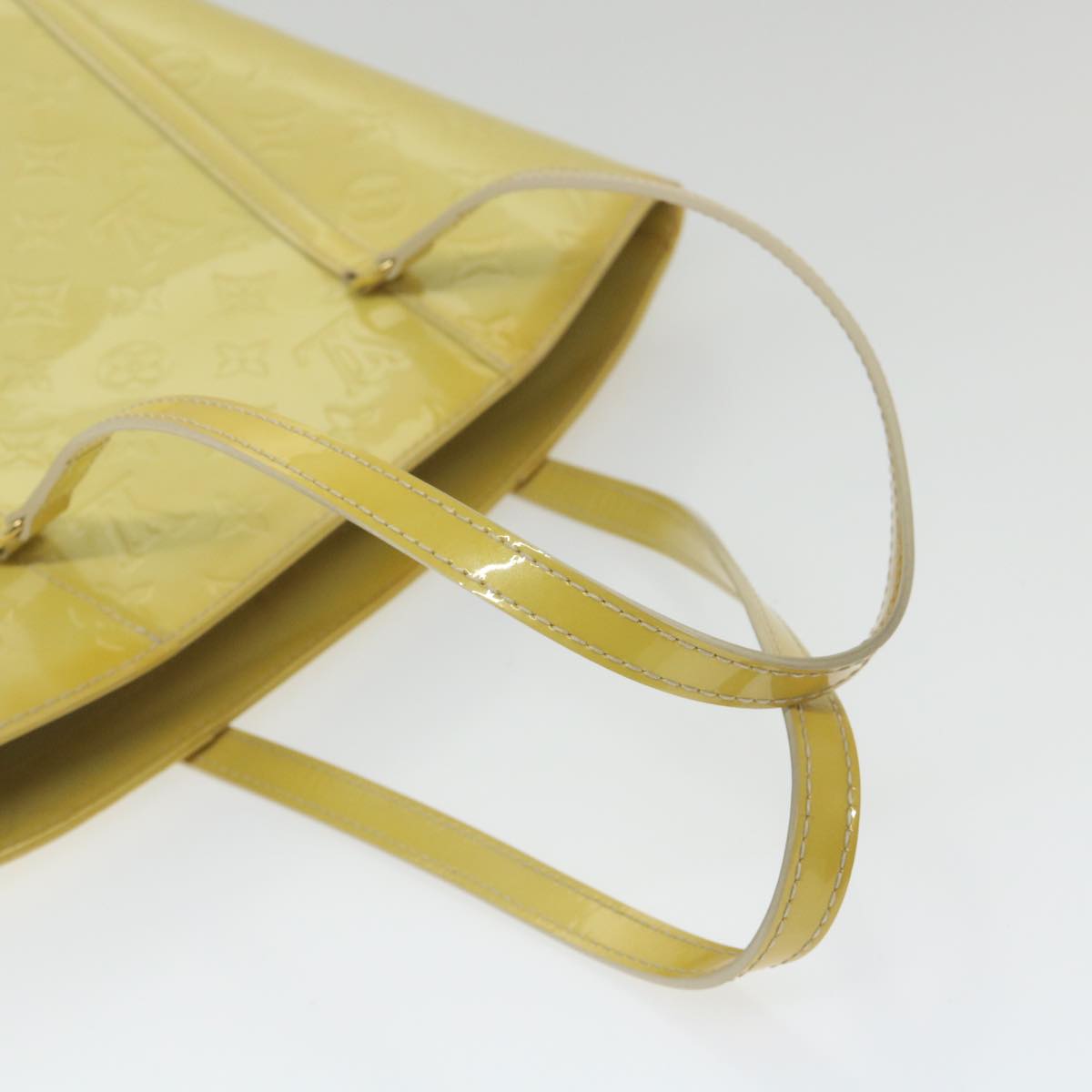 Louis Vuitton Avalon  Patent Leather Tote Bag ()