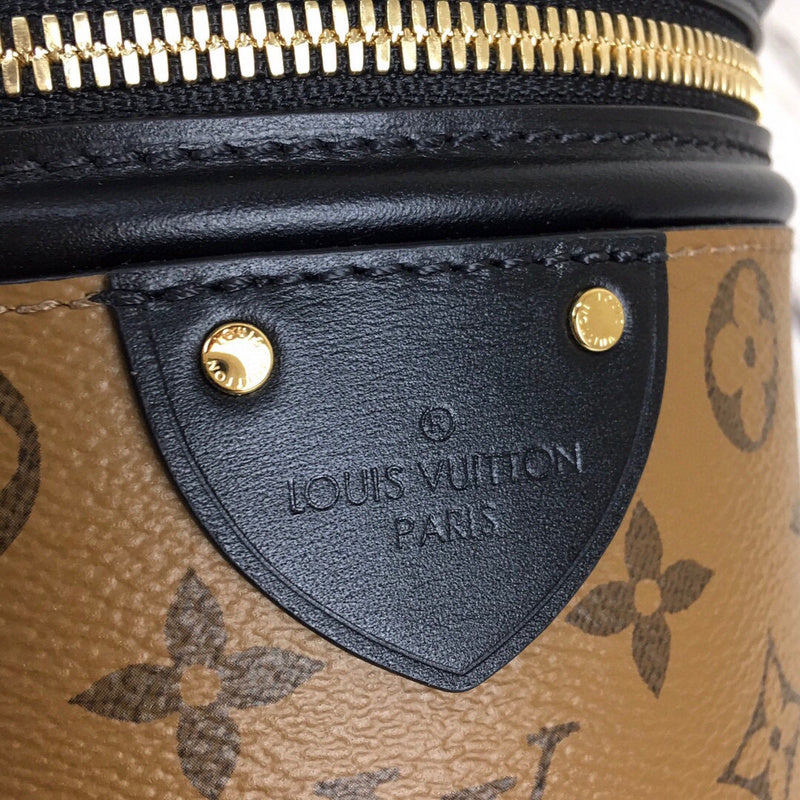LOV2 Bags - Luxurious Bags  2599