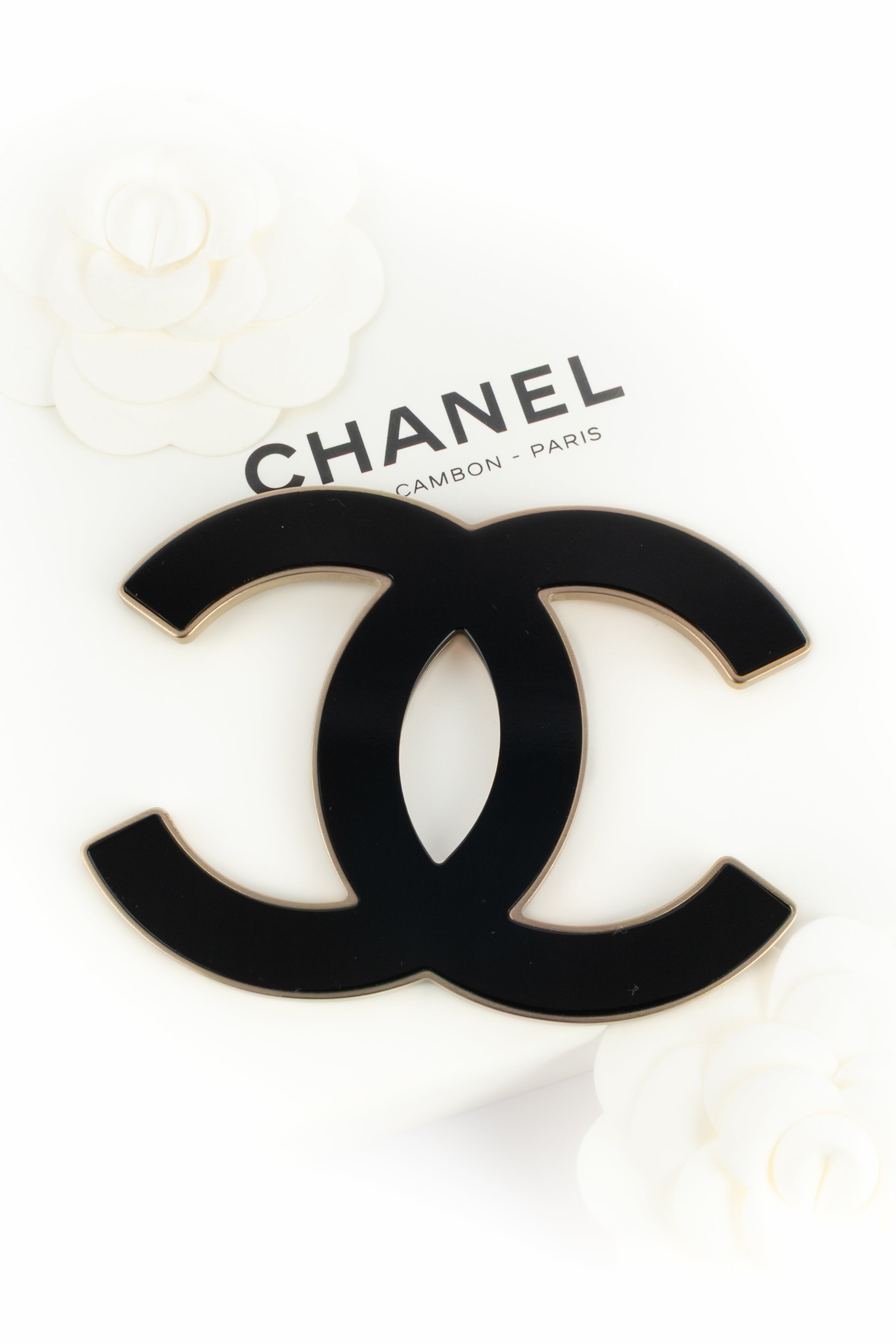Broche cc Chanel Resort 2008