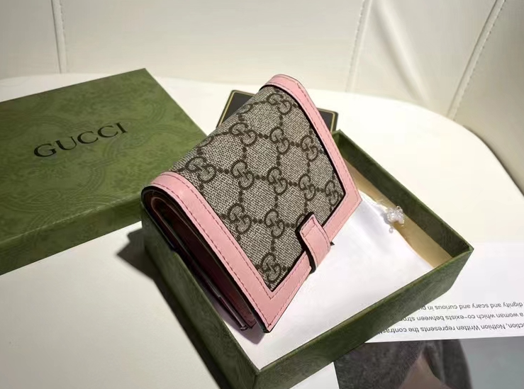 SAMC - Mix Wallets - 310