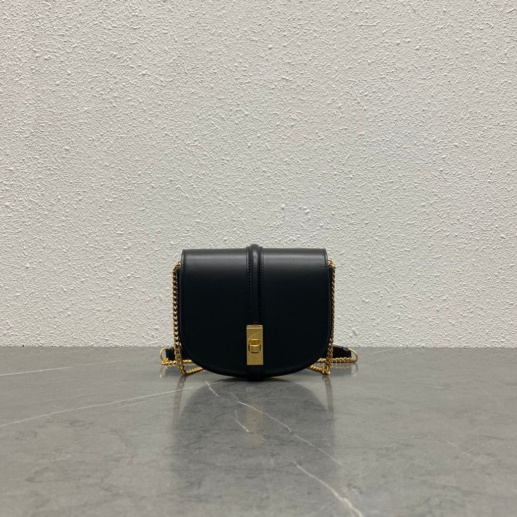 GLAMI Small 16 Wallet On Chain Black For Women 6in/14cm 10G453CQ7.38NO