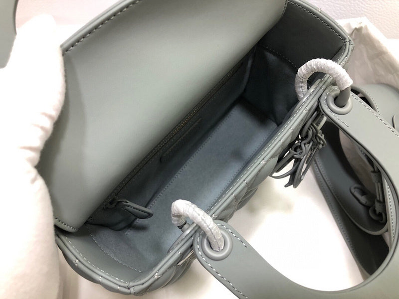 ELE - Dir Bags - 1607