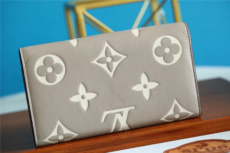 Glami - LOV Women Wallets and Card Hold - 261