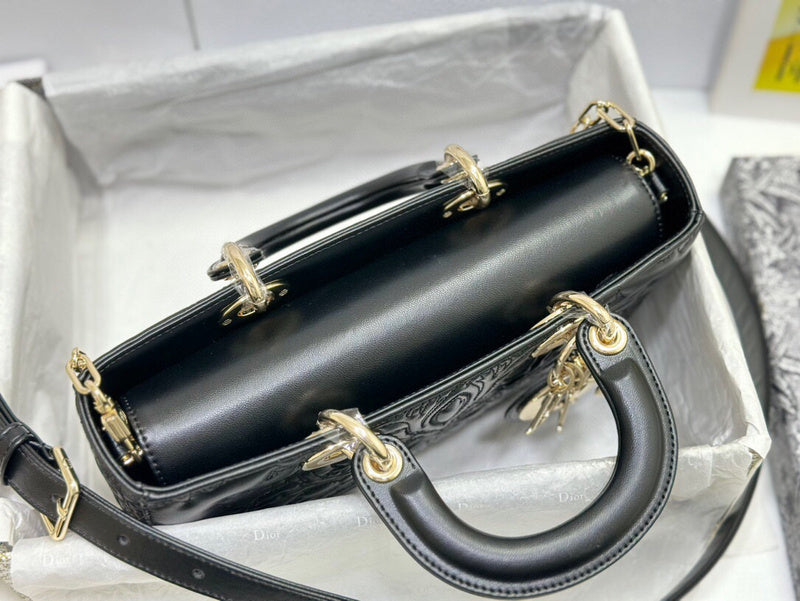 ELE - Dir Bags - 1323