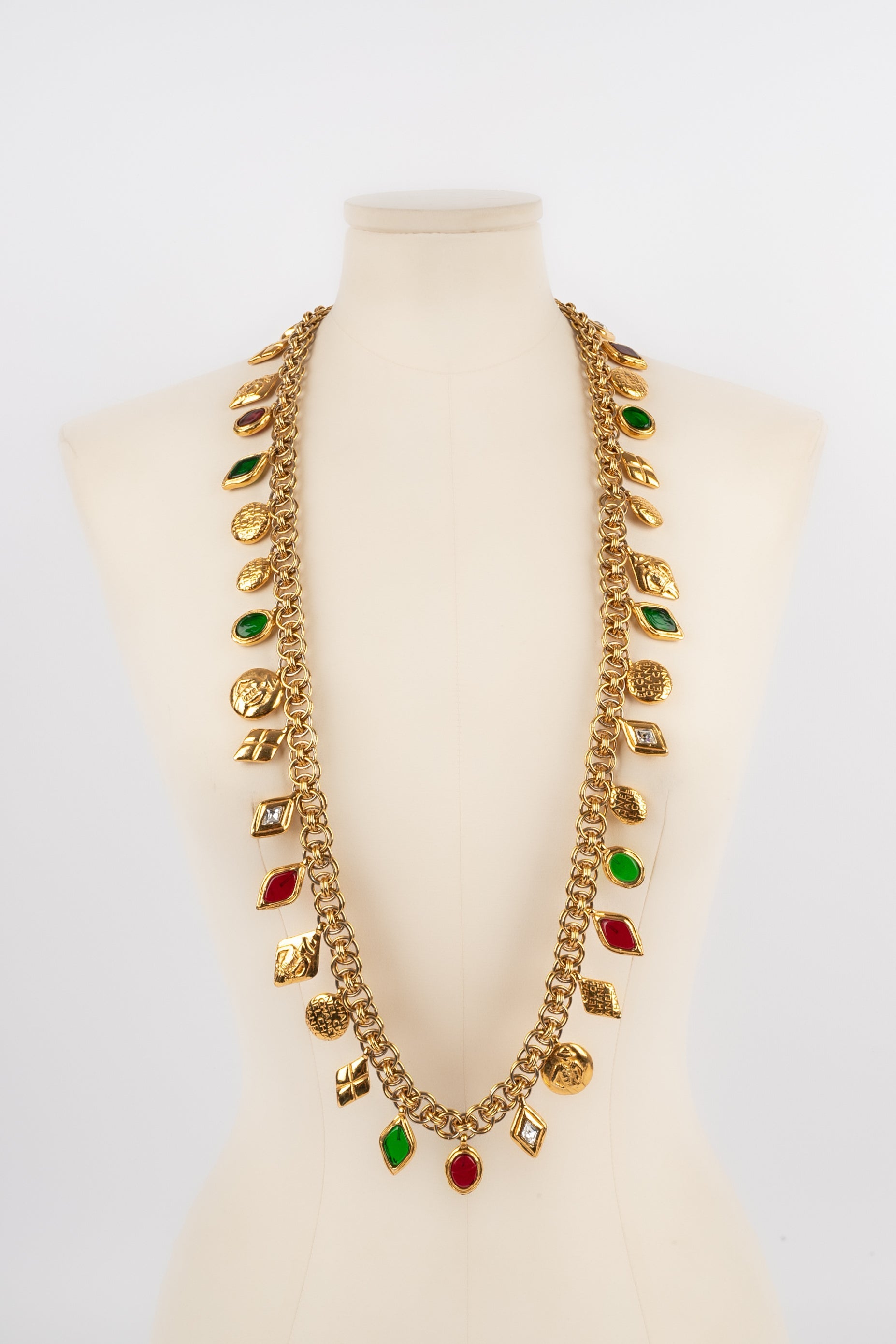 Collier Chanel