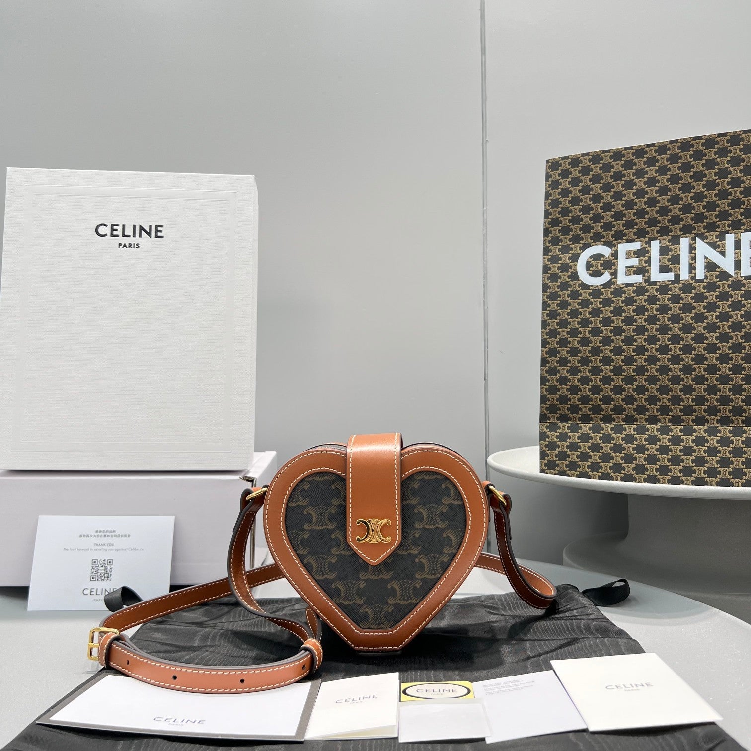 GLAMI Heart Tambour In Triomphe Canvas Tan For Women 6in/15cm 198212BZJ.04LU
