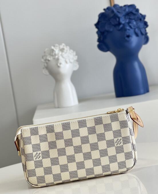 SAMC - LOV Bags - 1726