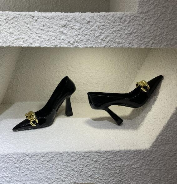 SAMC - VAR Women Shoes - 135