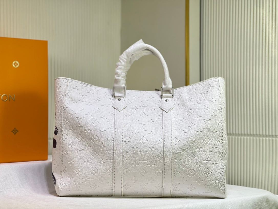 EN - Luxury Bags LUV 845