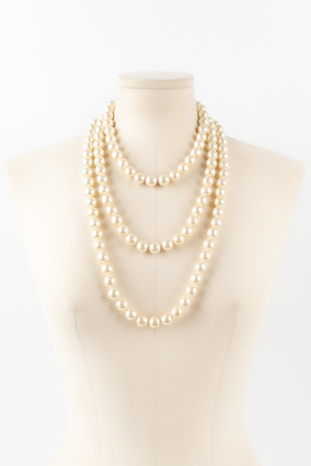 Collier / sautoir de perles nacrÃƒÆ’Ã‚Â©es Chanel