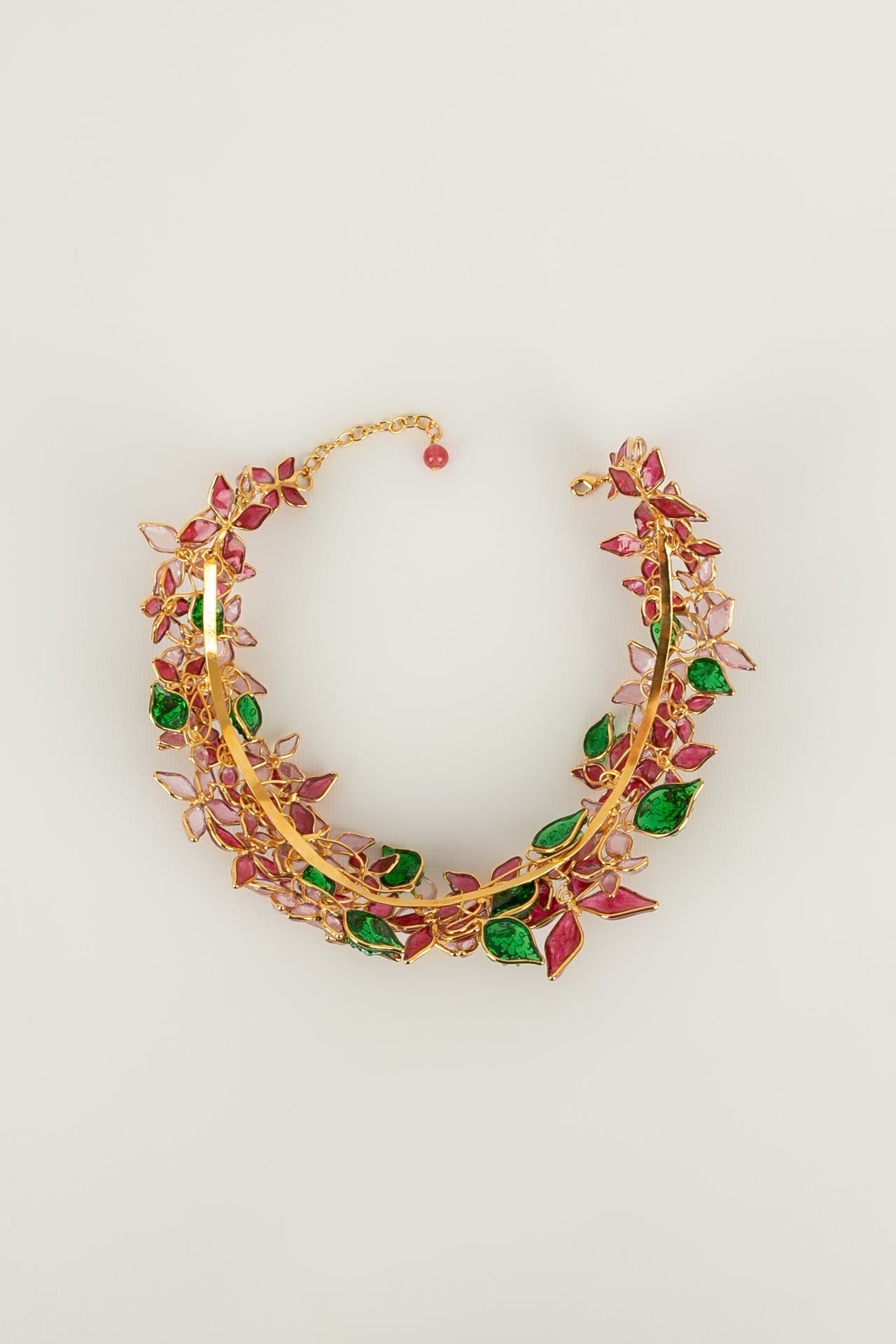 Collier Augustine