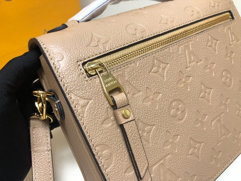 LOV2 Bags - Luxurious Bags  2073