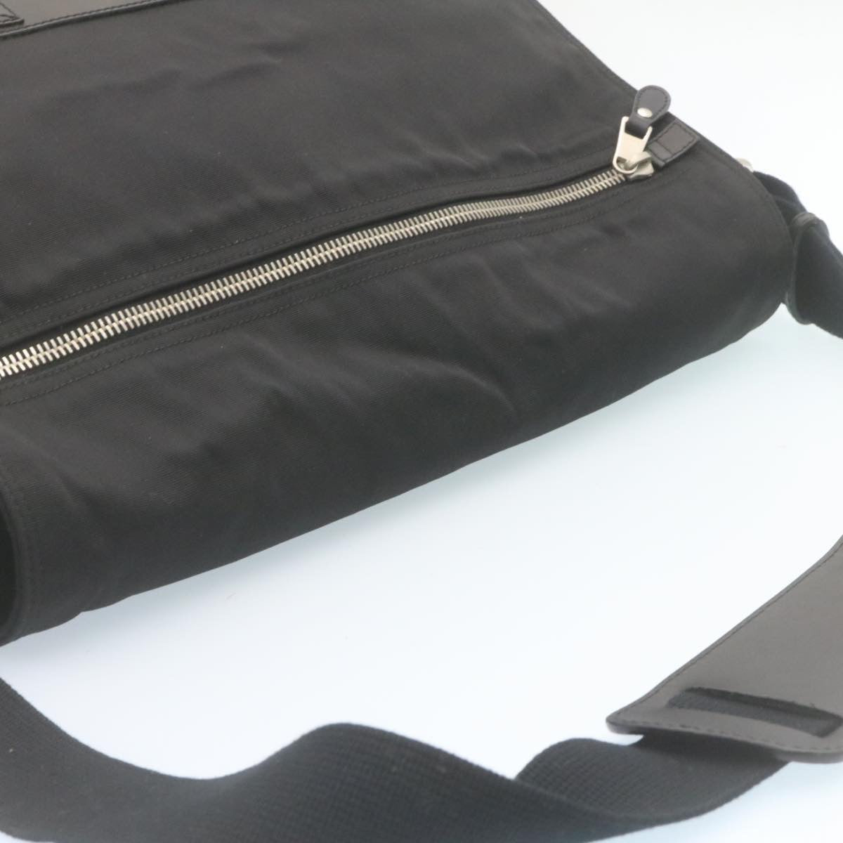 GUCCI Sherry Line Messenger Bag Shoulder Bag Nylon Black fm1186
