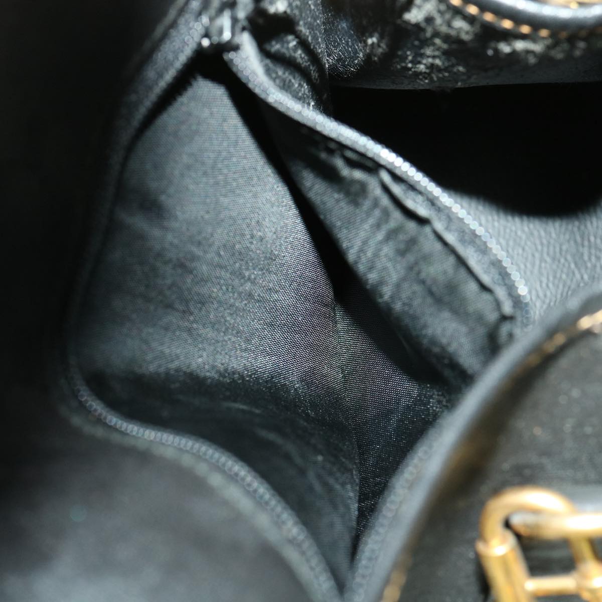 GUCCI Micro GG Canvas Turn Lock Shoulder Bag Black fm1814