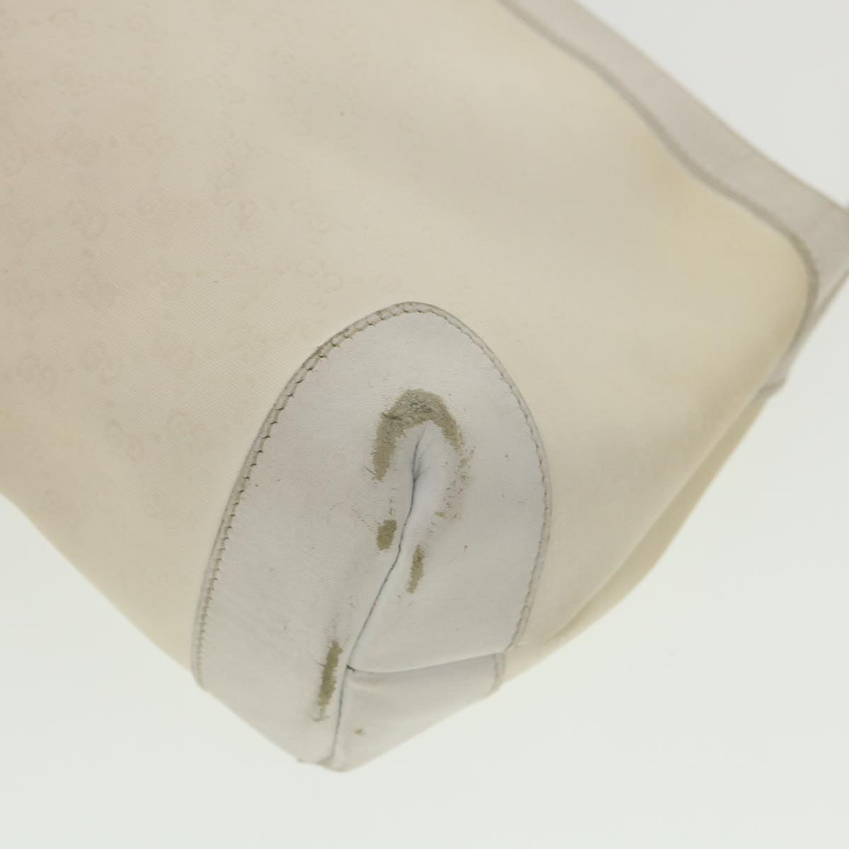 GUCCI Micro GG Canvas Clutch Bag White 014.904.0597 fm1931