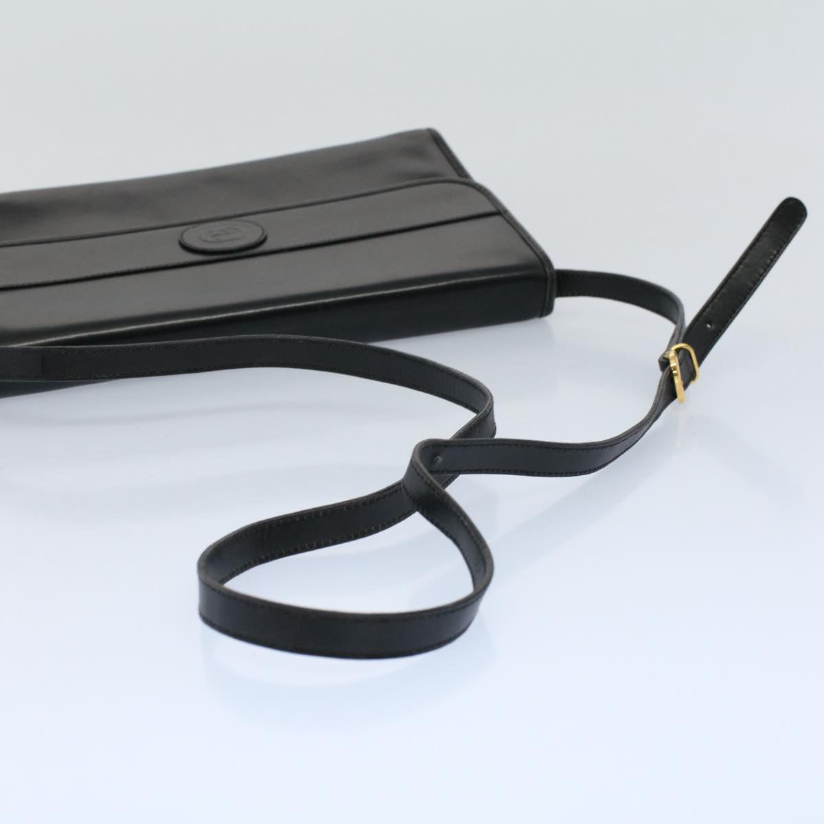GUCCI Shoulder Bag Leather Black 004 261 0264 fm2779