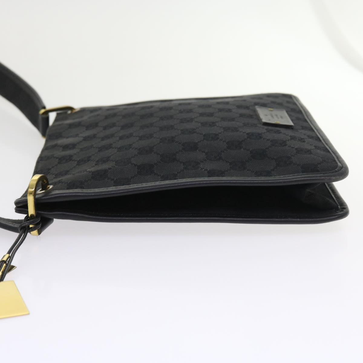 GUCCI GG Canvas Shoulder Bag Black 91762 fm2789