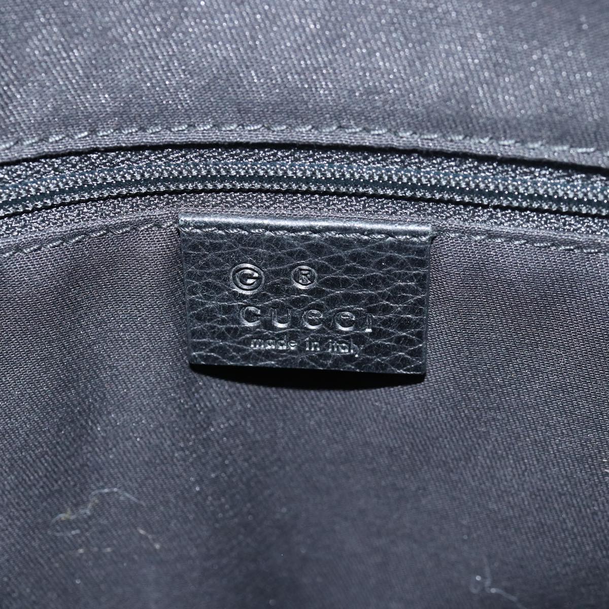 GUCCI GG Canvas Shoulder Bag Outlet Black 196140 fm3505