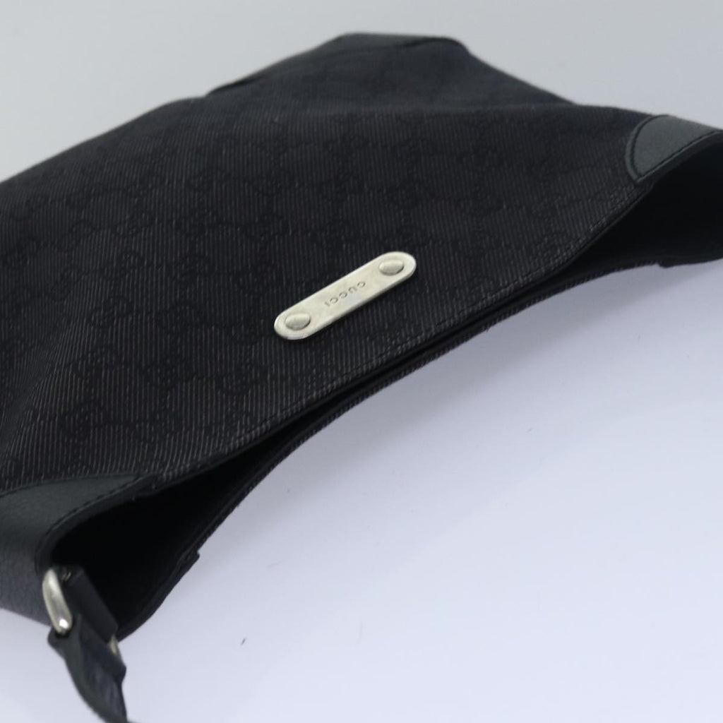 GUCCI GG Canvas Shoulder Bag Outlet Black 196140 fm3505