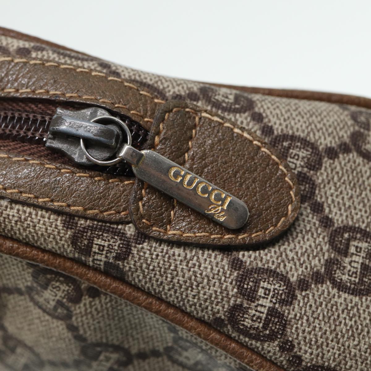 GUCCI GG Plus Supreme Shoulder Bag PVC Leather Beige fm3509