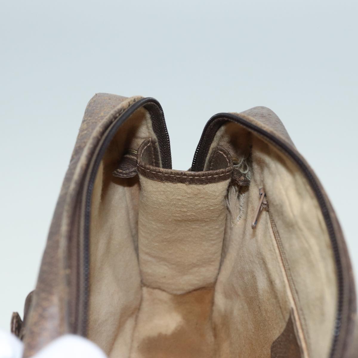 GUCCI GG Canvas Shoulder Bag PVC Leather Beige fm3580