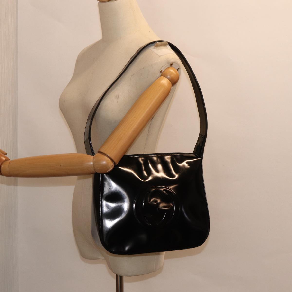 GUCCI Shoulder Bag Enamel Black Silver 001 1274 1703 fm3746