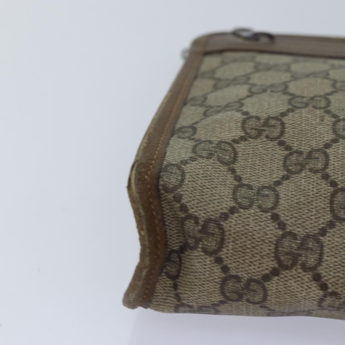 GUCCI GG Supreme Clutch Bag PVC Leather Beige 111 01 037 fm3789