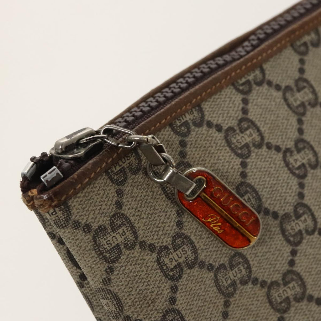 GUCCI GG Plus Supreme Clutch Bag PVC Leather Beige fm4064