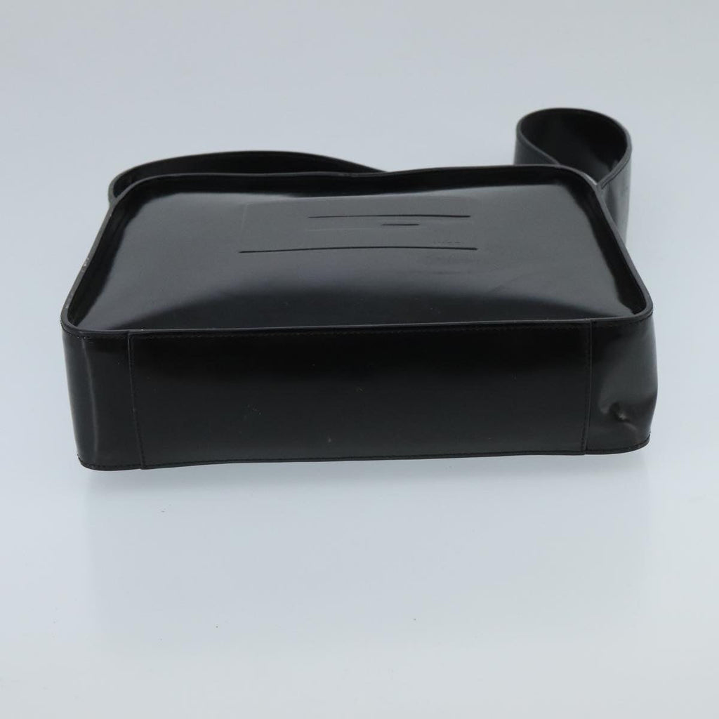GUCCI Shoulder Bag Enamel Black 001 3032 fm4101