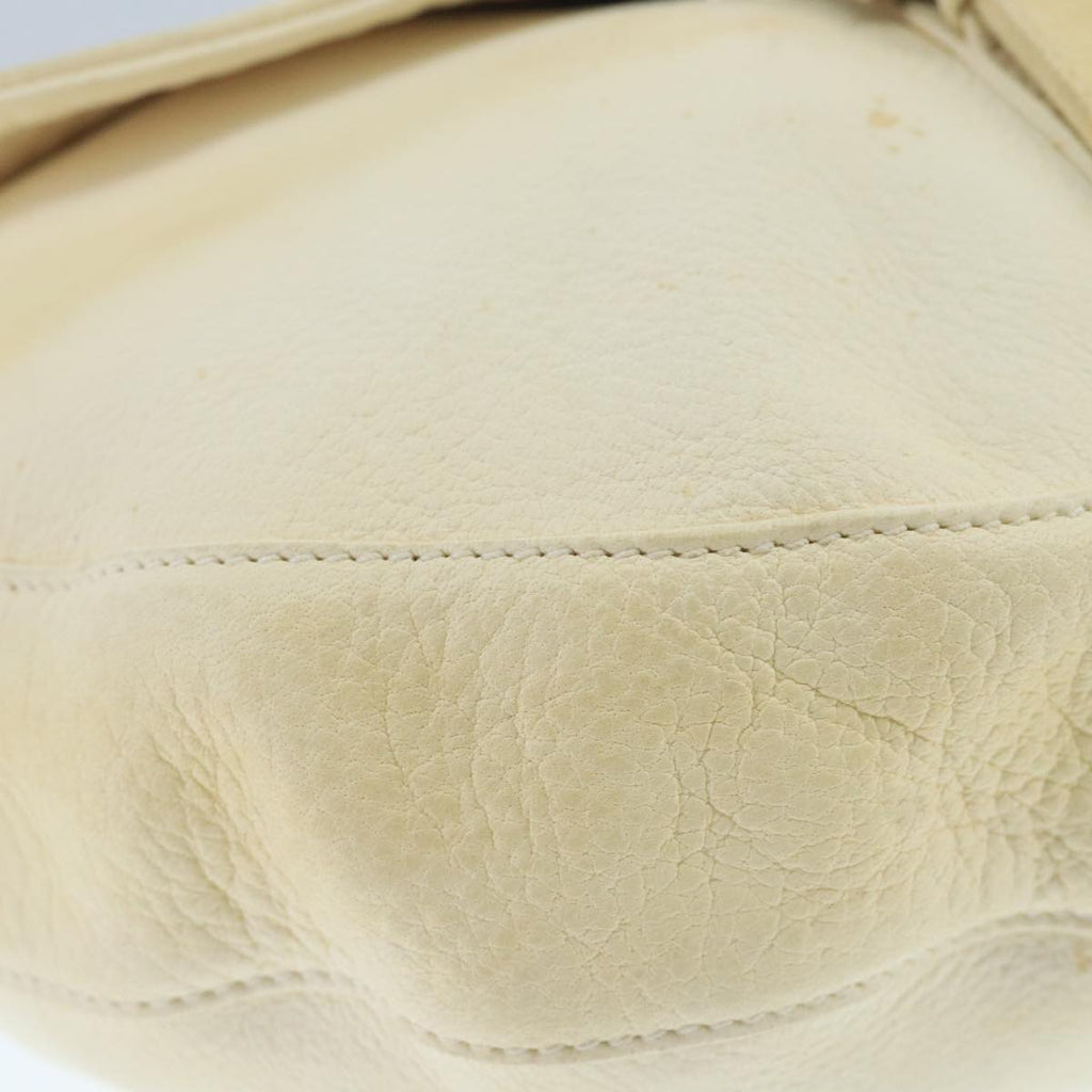 FENDI Chain Shoulder Bag Leather White Silver fm4231