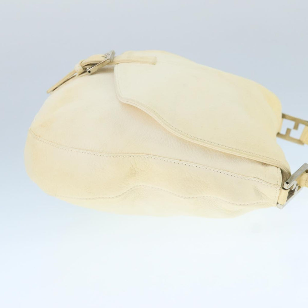 FENDI Chain Shoulder Bag Leather White Silver fm4231