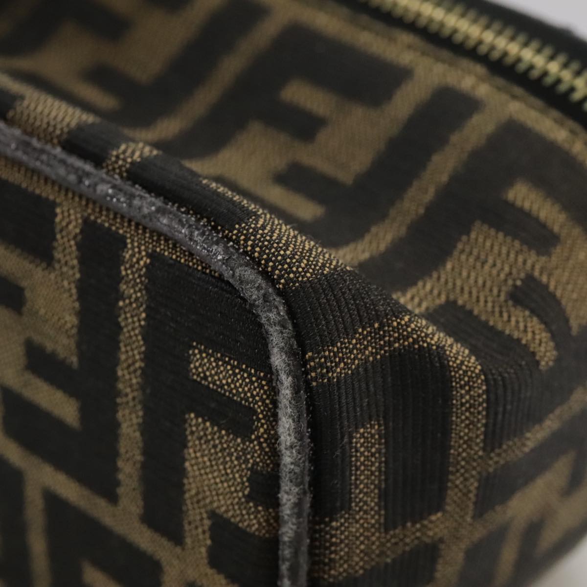 FENDI Zucca Canvas Vanity Pouch Brown Black fm4232