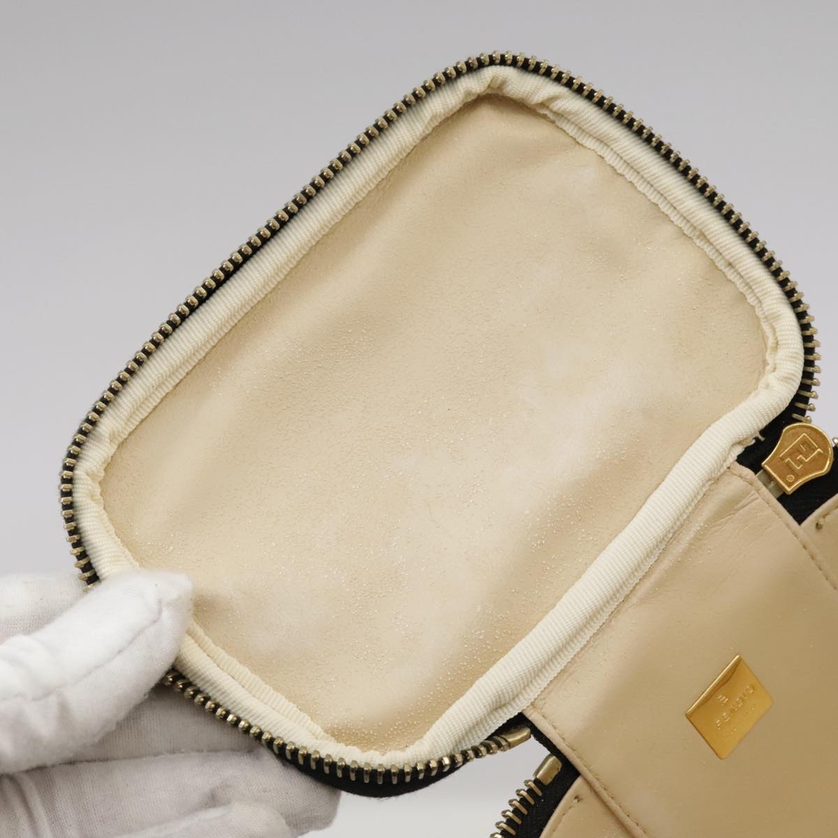 FENDI Zucca Canvas Vanity Pouch Brown Black fm4232