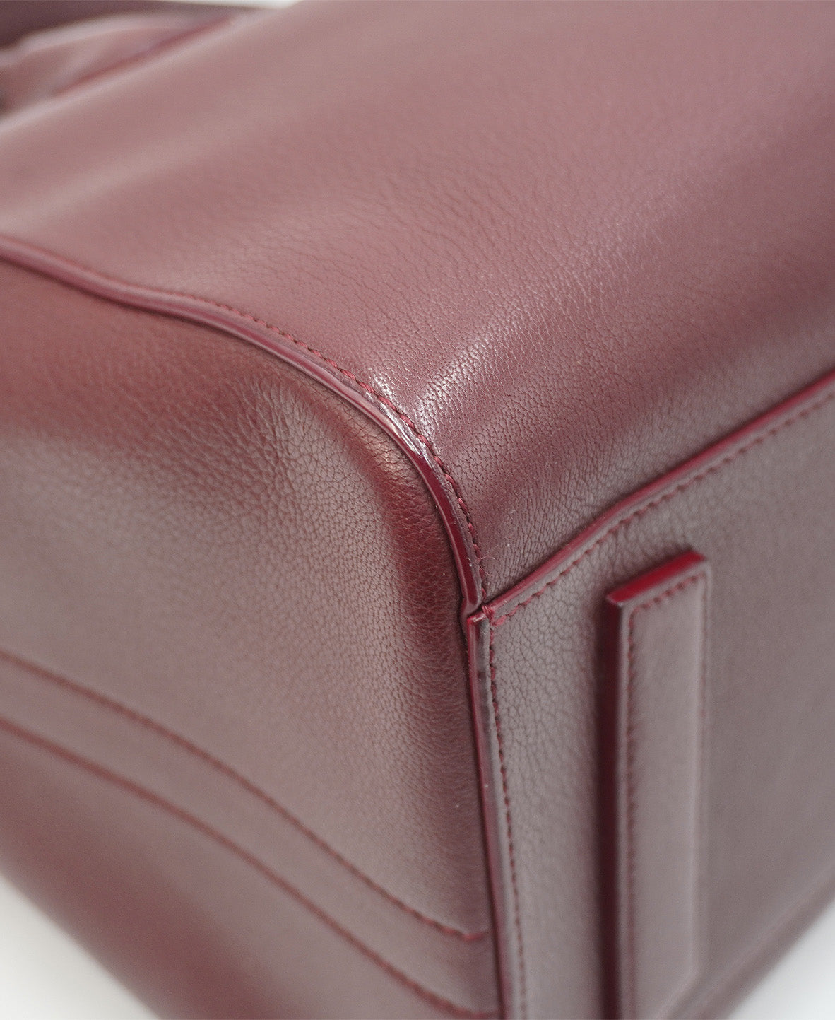 Medium Antigona Burgundy