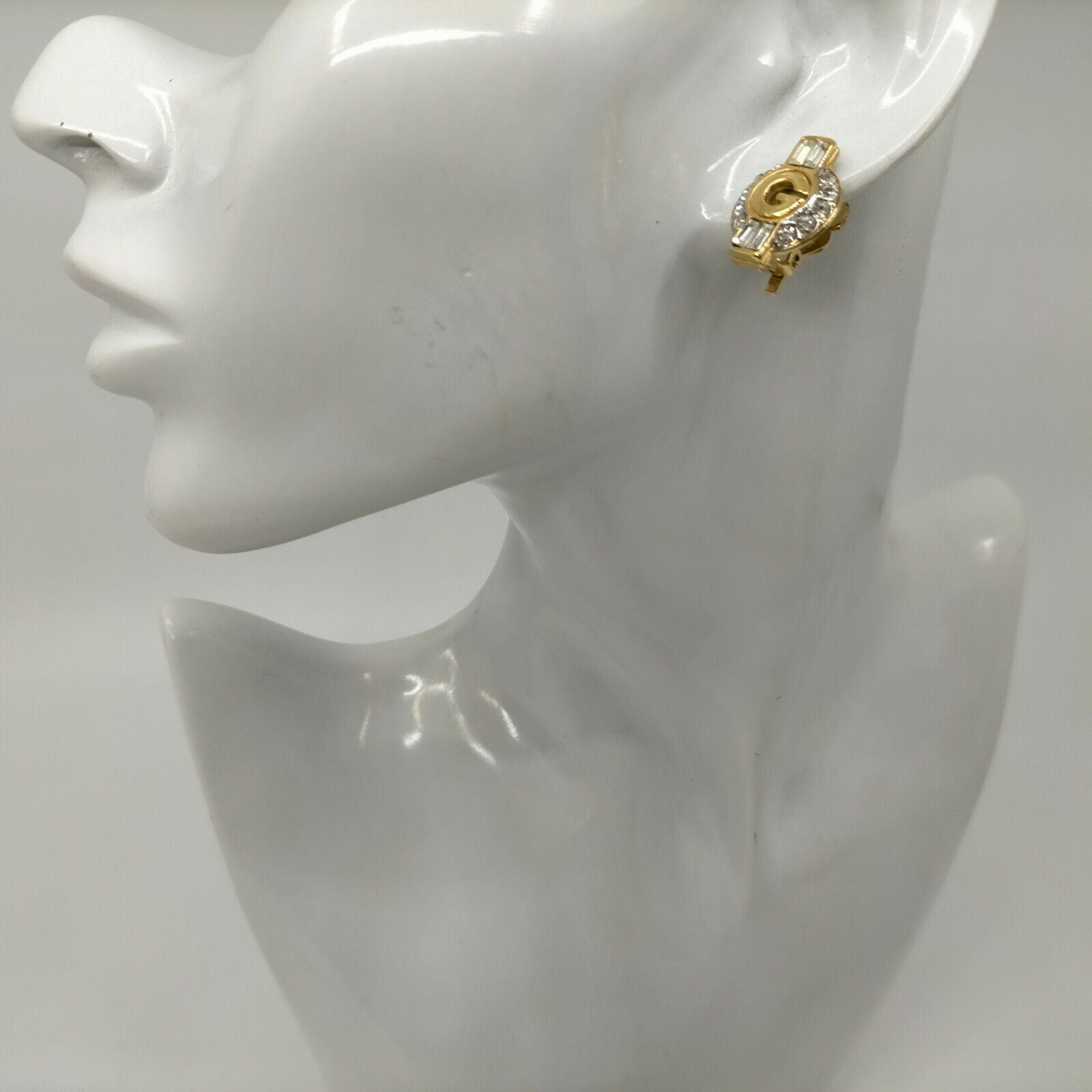 Givency Earring Gold