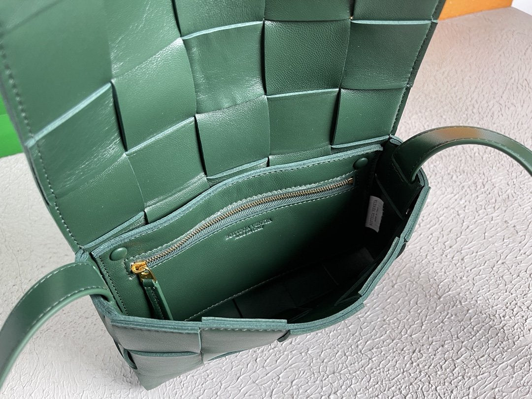 GLAMI Cassette Green, For Women, WomenÃƒÂ¢Ã¢â€šÂ¬Ã¢â€žÂ¢s Bags 9.1in/23cm