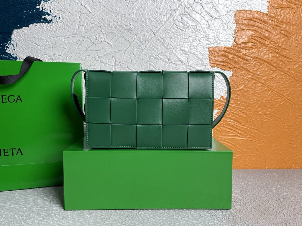 GLAMI Cassette Green, For Women, WomenÃƒÂ¢Ã¢â€šÂ¬Ã¢â€žÂ¢s Bags 9.1in/23cm