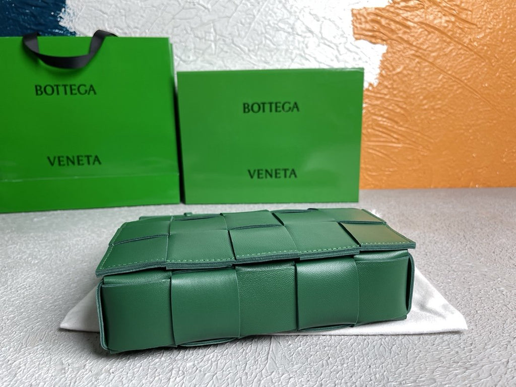 GLAMI Cassette Green, For Women, WomenÃƒÂ¢Ã¢â€šÂ¬Ã¢â€žÂ¢s Bags 9.1in/23cm