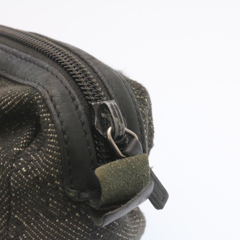 GUCCI GG Canvas Cosmetic Pouch Black am1504g