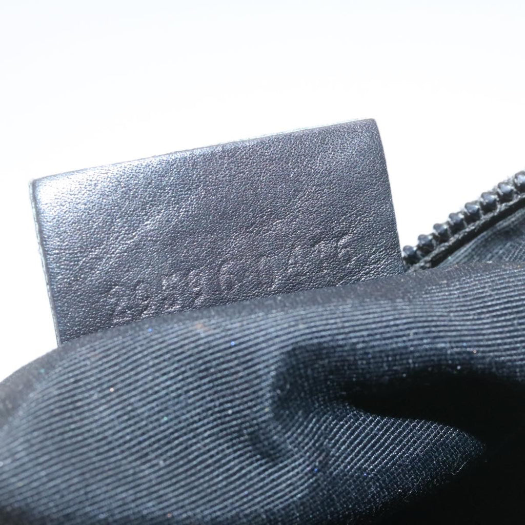 GUCCI GG Canvas Cosmetic Pouch Black am1504g