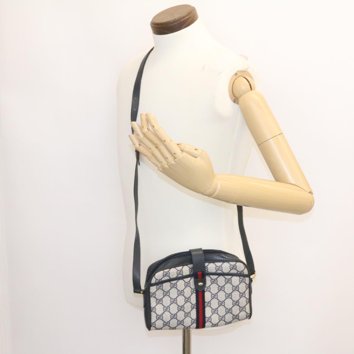 GUCCI Sherry Line GG Canvas Shoulder Bag Navy Red am1664g