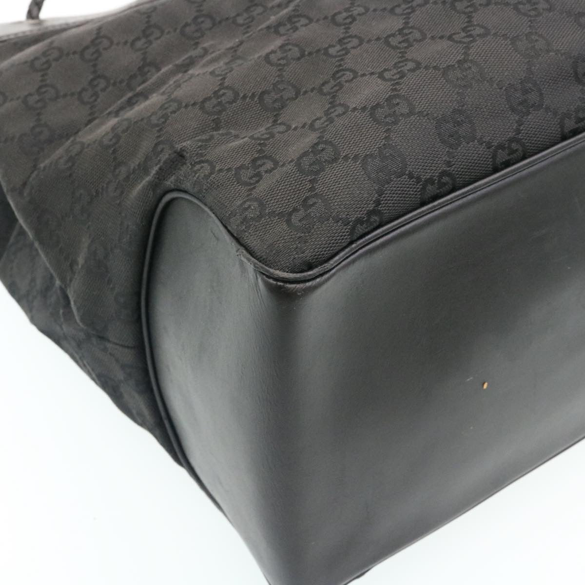 GUCCI GG Canvas Shoulder Bag Canvas Black am1813g