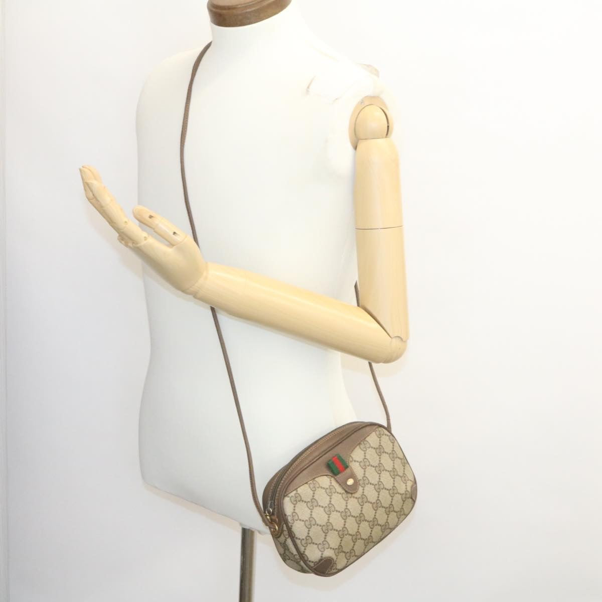 GUCCI Web Sherry Line GG Canvas Shoulder Bag Beige Red Green am1986g