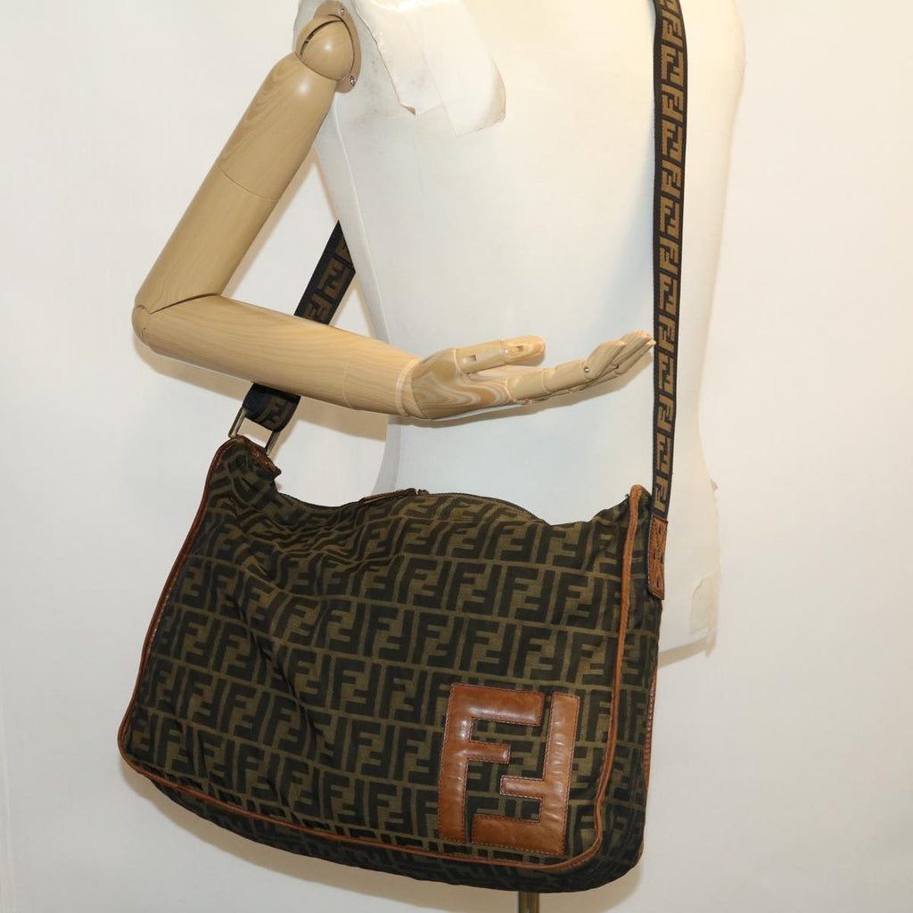 FENDI Zucca Canvas Shoulder Bag 2Set Black Brown am2696g