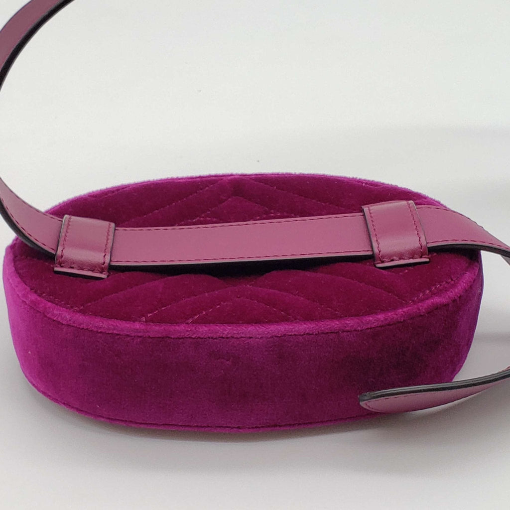 GUCCI GG Marmont Velvet Magenta Waist/Belt Bag
