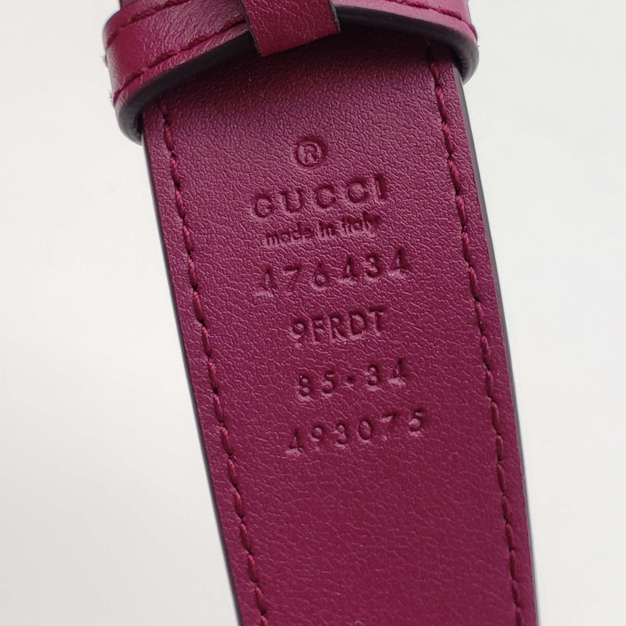 GUCCI GG Marmont Velvet Magenta Waist/Belt Bag