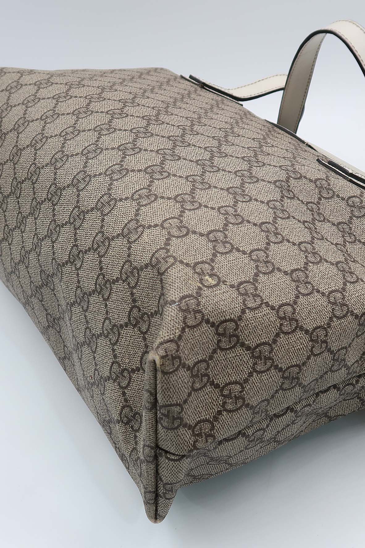 GG Supreme Tote Brown, White