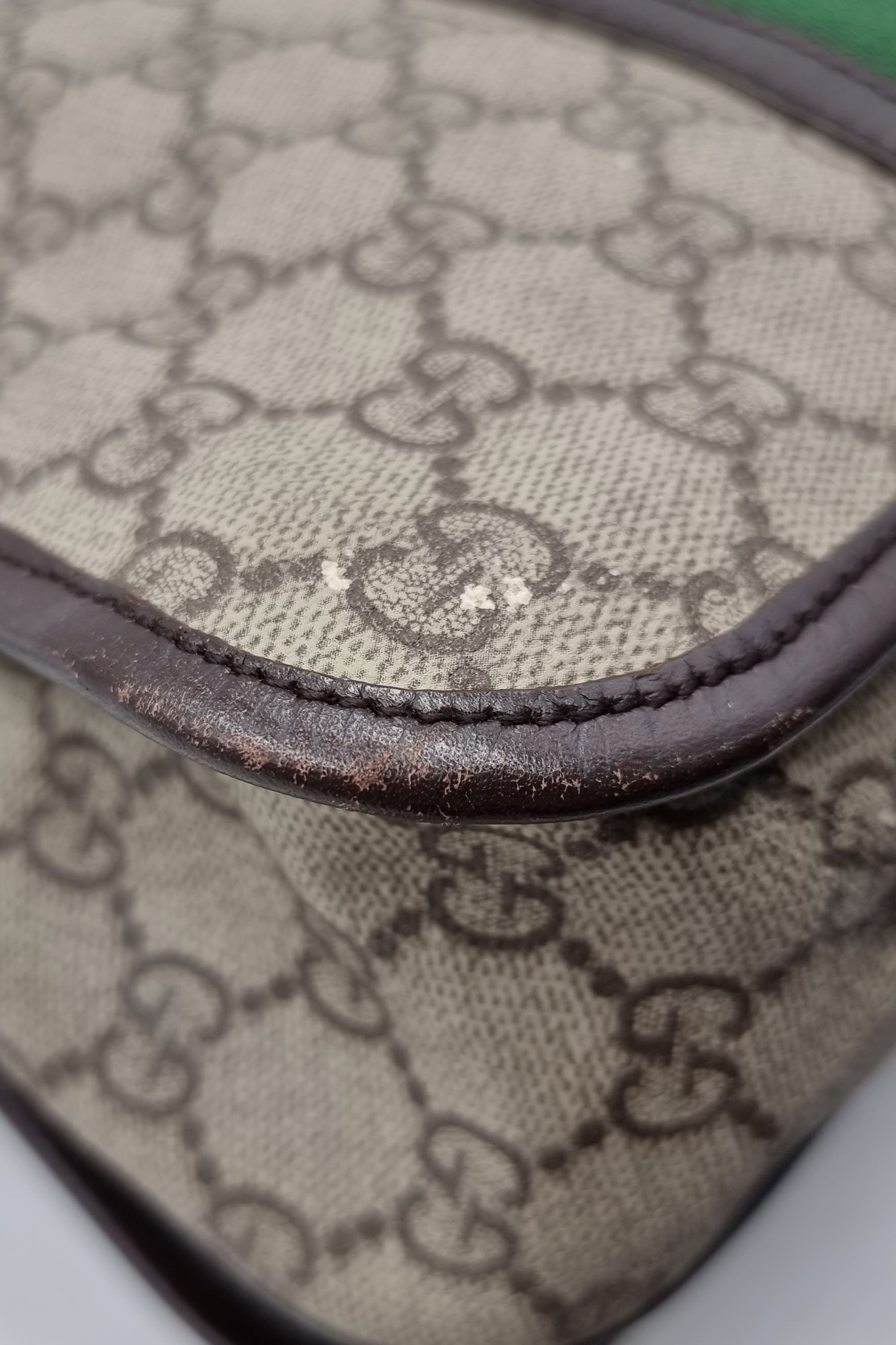 GG Supreme Web Messenger Bag Beige