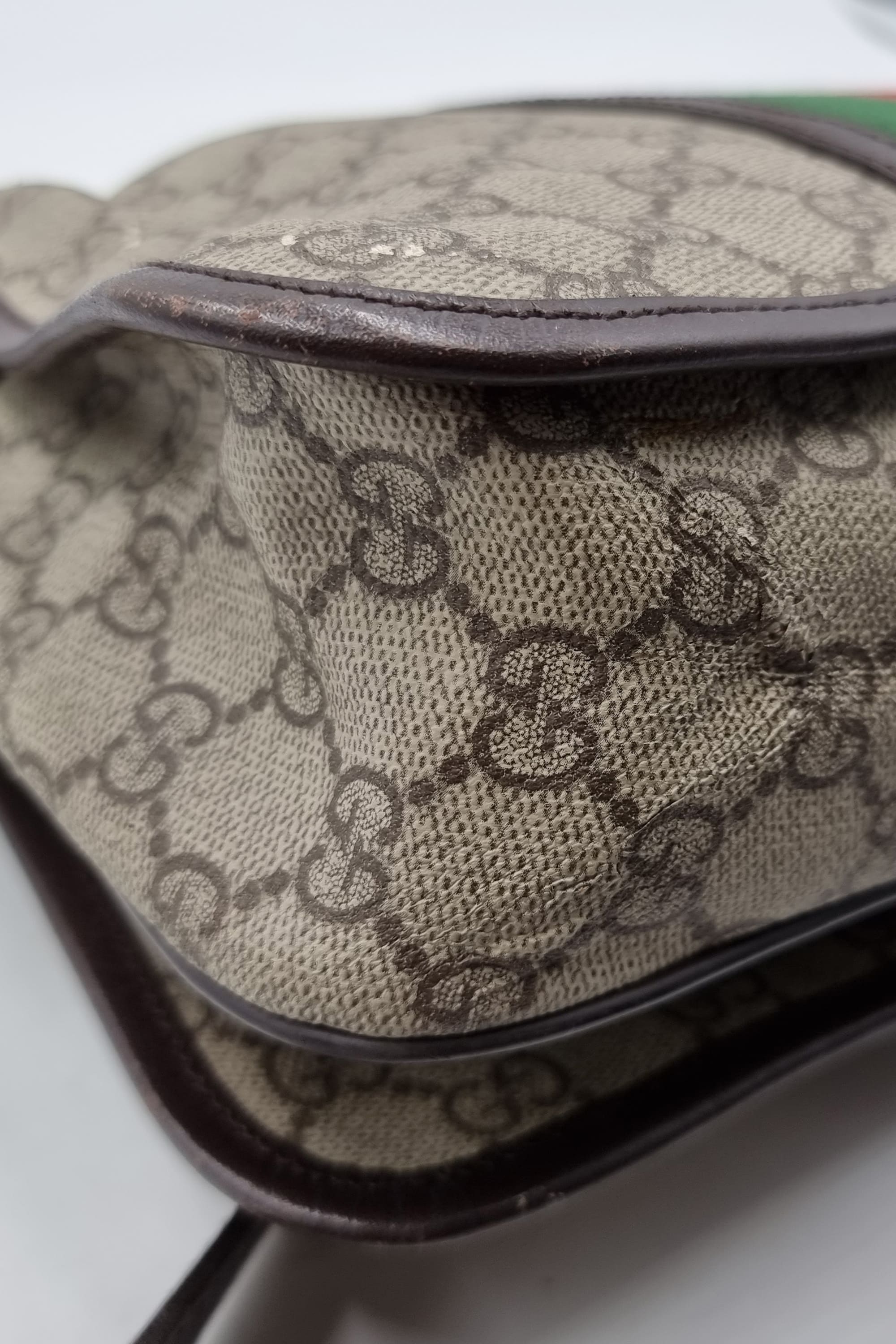 GG Supreme Web Messenger Bag Beige