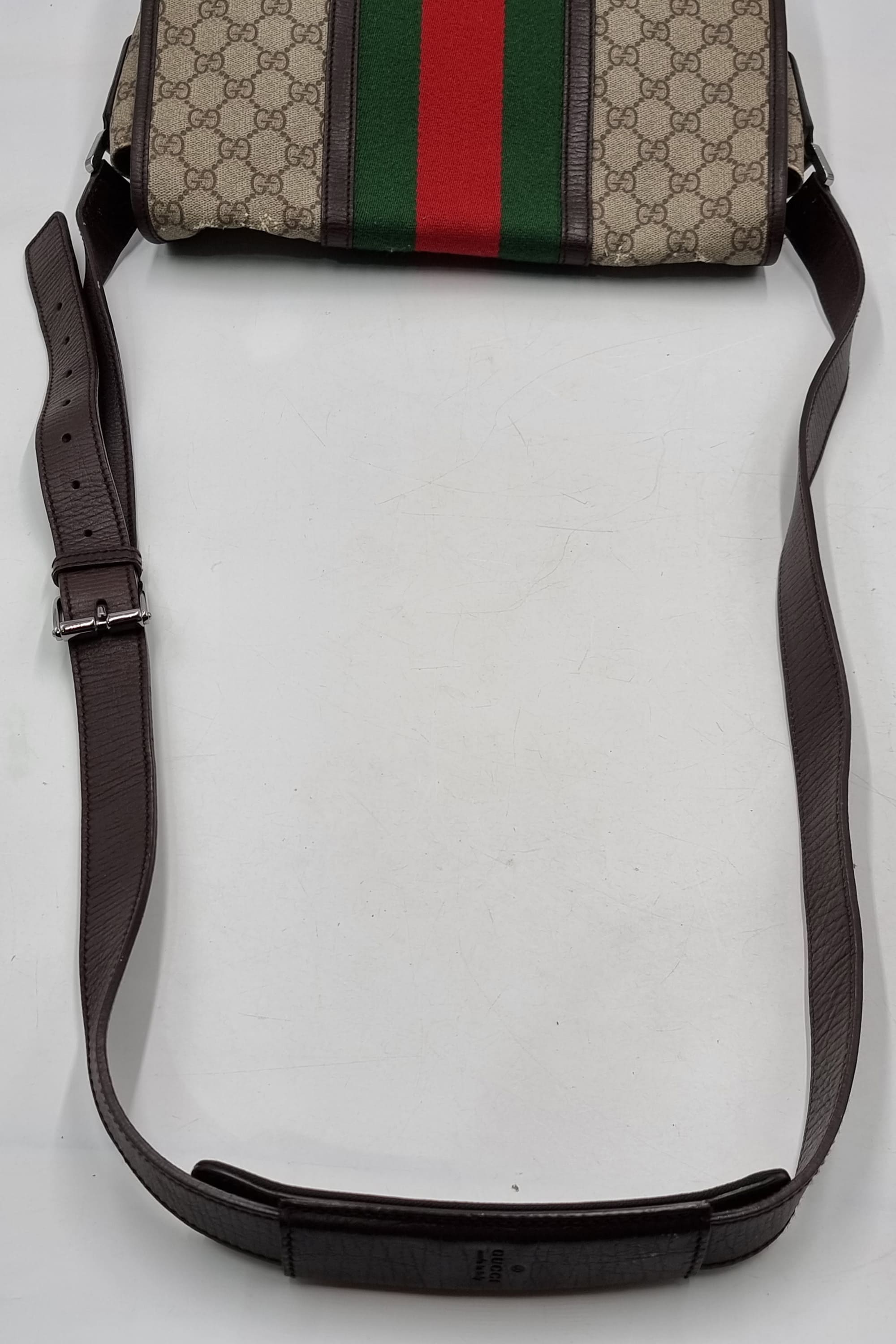 GG Supreme Web Messenger Bag Beige